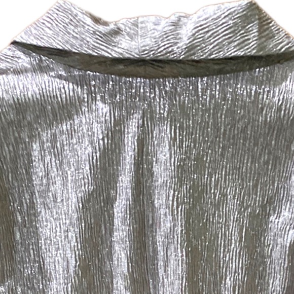 NWT Astr The Label Ayla Metallic Plisse Blazer - Picture 8 of 16